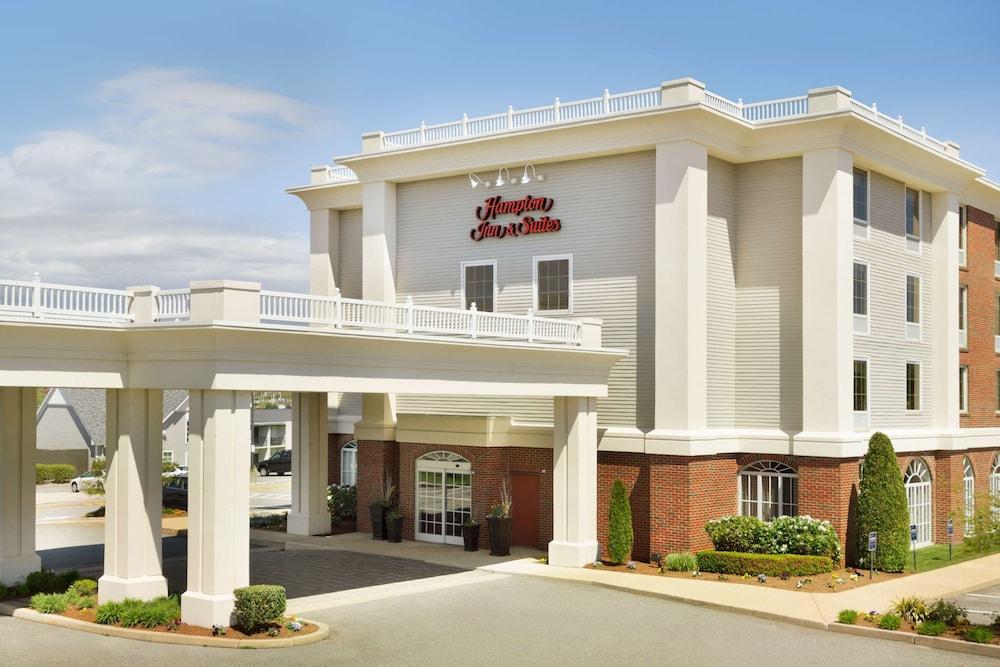 Hampton Inn & Suites Newport/Middletown photo 1