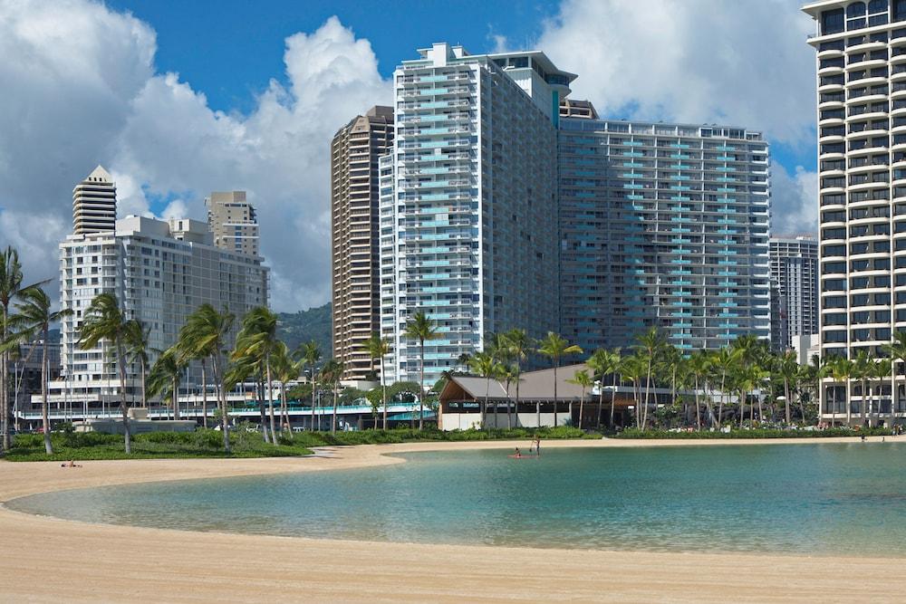 Ilikai Hotel & Luxury Suites photo 65