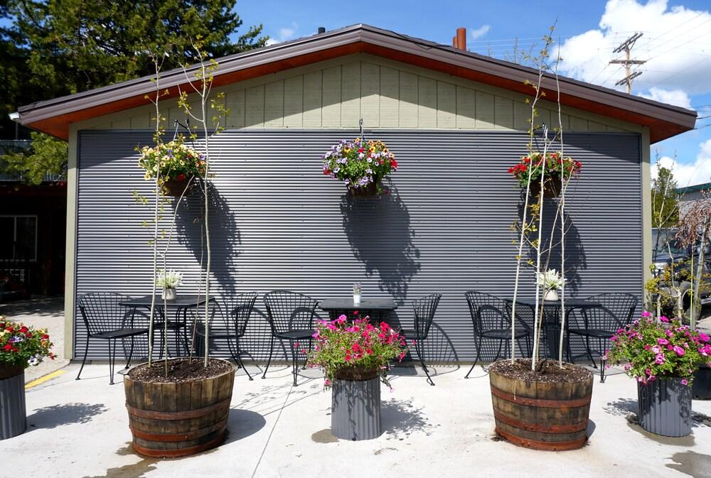 Moose Creek Inn photo 12