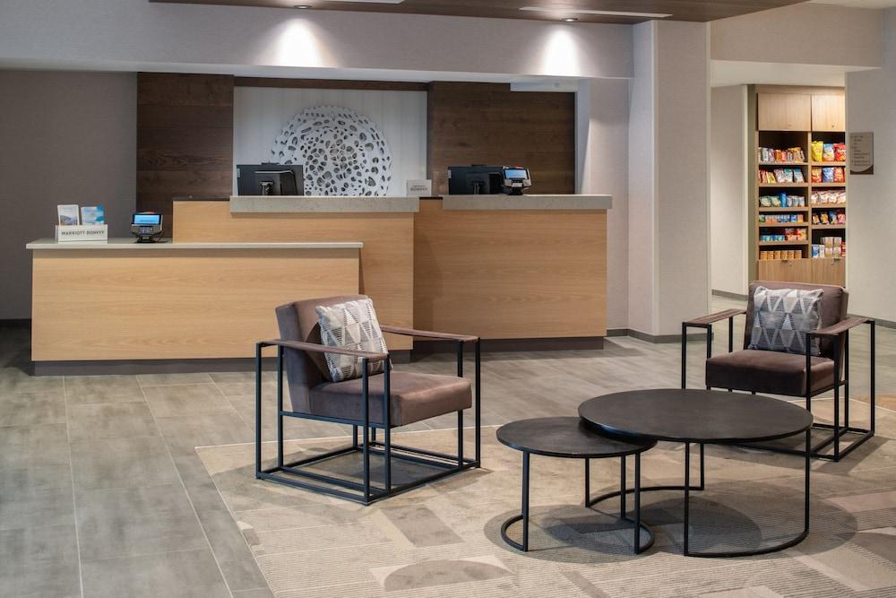 Fairfield Inn by Marriott Issaquah photo 2
