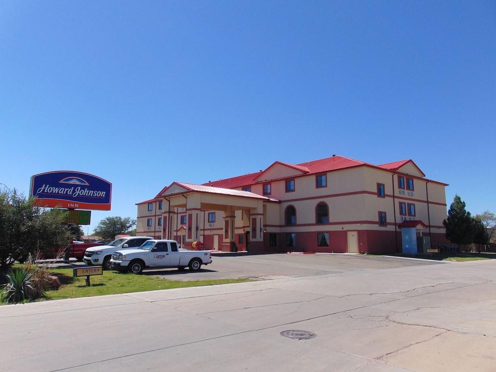 Holiday Inn Express & Suites Dalhart by IHG — hotel in Dalhart