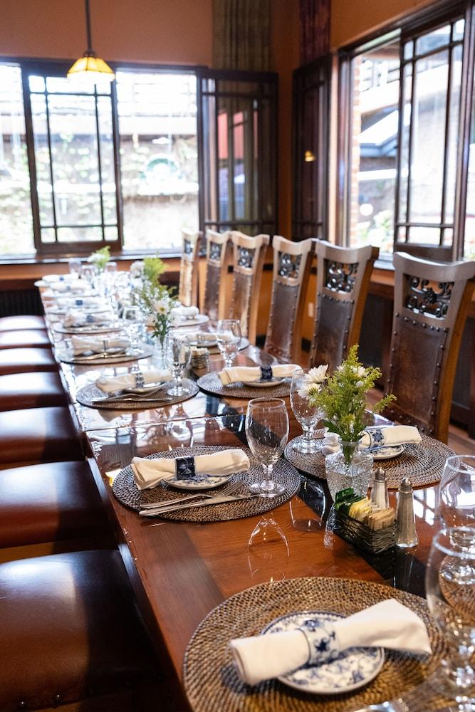 Tabard Inn photo 62