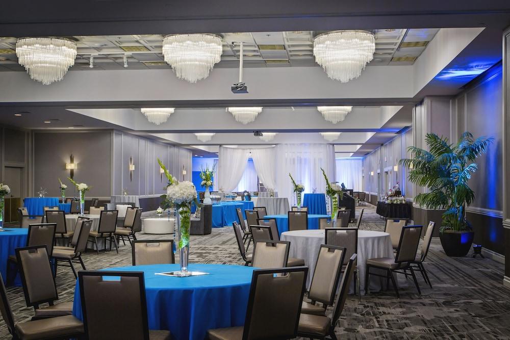 The Madison Concourse Hotel and Governor's Club photo 33