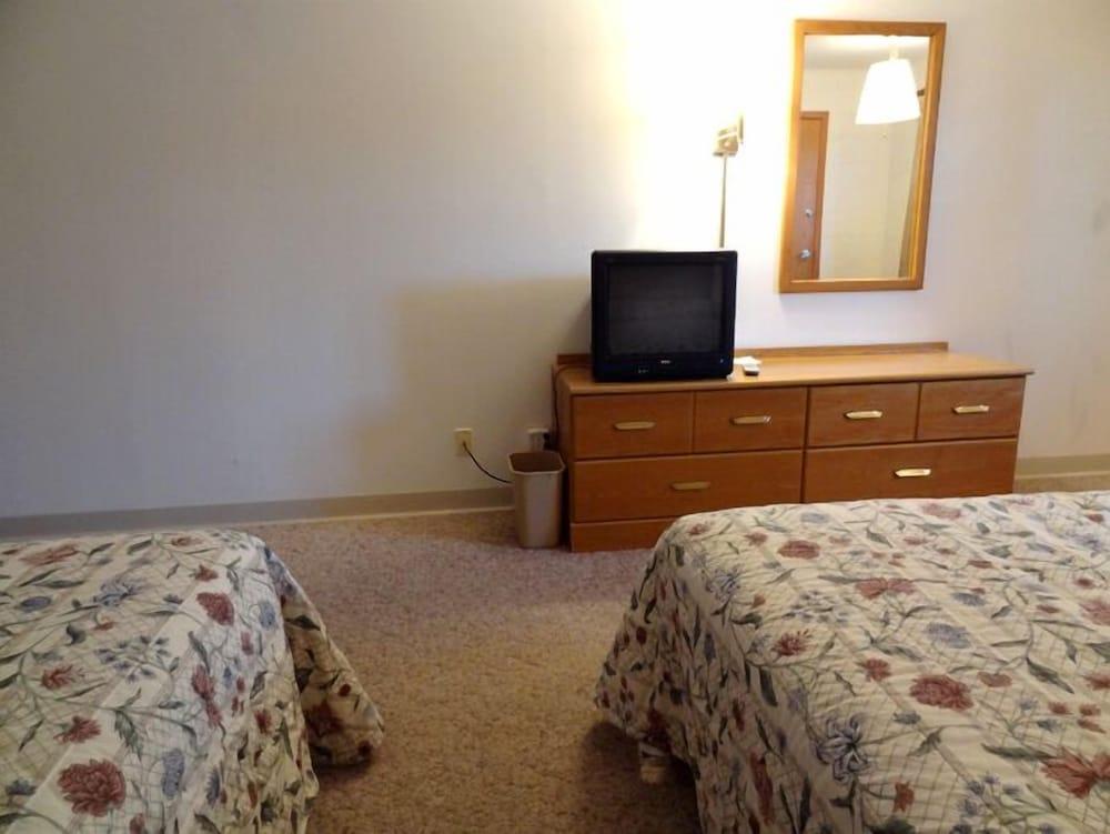 Cresco Motel photo 10