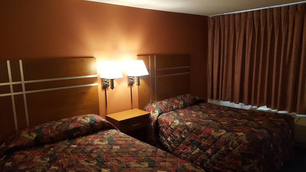 Travelers Lodge Motel Marshall photo 17