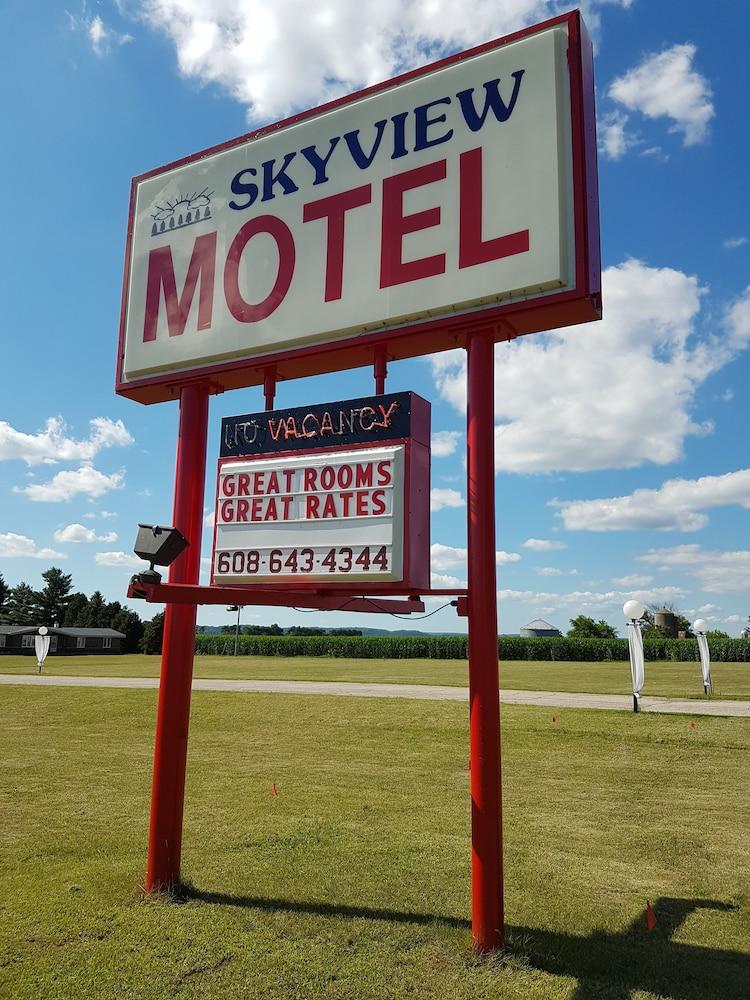 Skyview Motel photo 7