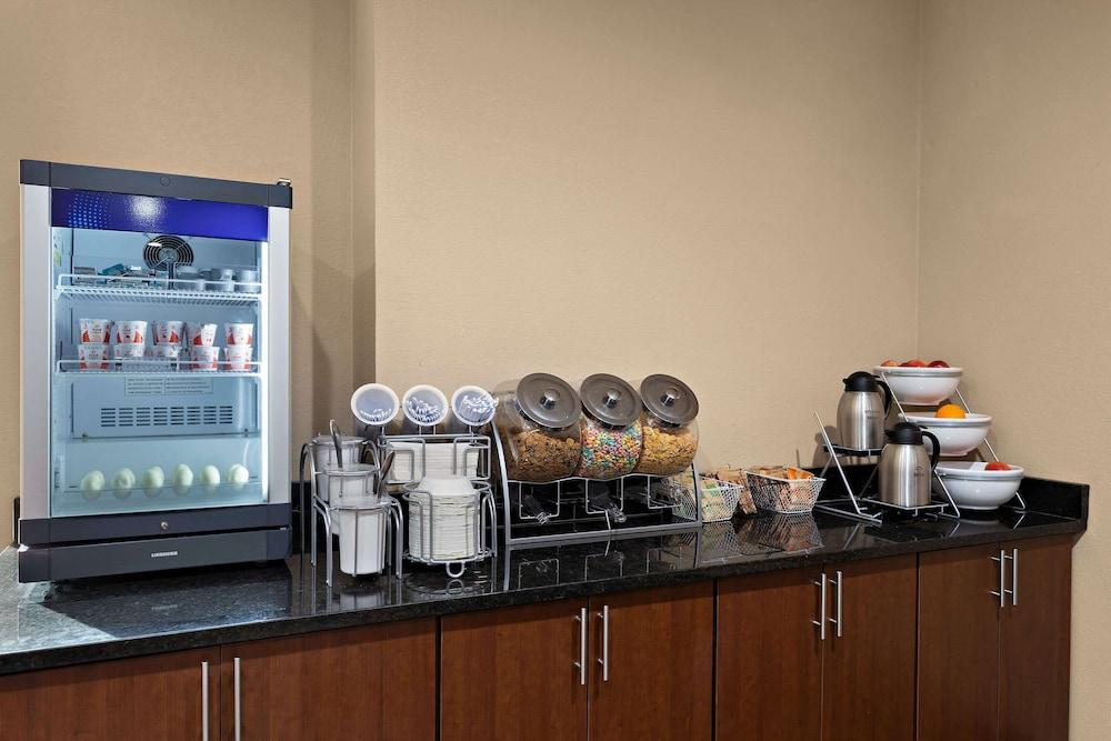 Comfort Suites University Las Cruces photo 33
