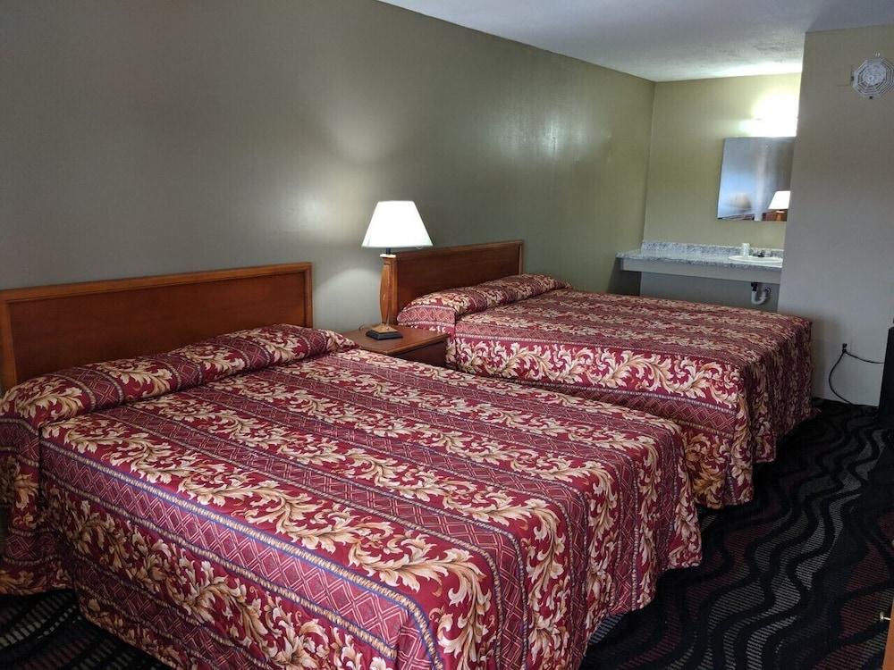 Key West Inn Hobart photo 5