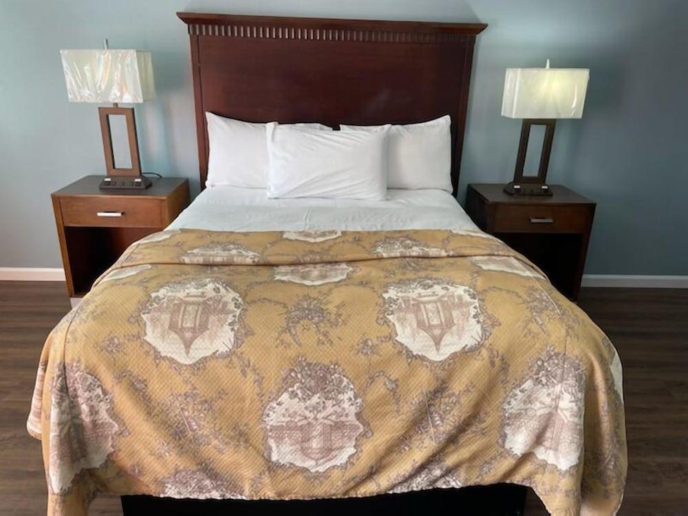 Blue Seal Inn photo 17