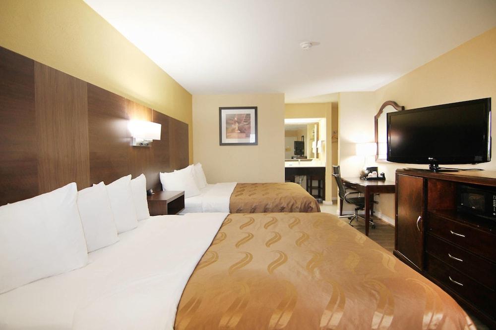 Quality Inn & Suites Franklin photo 9