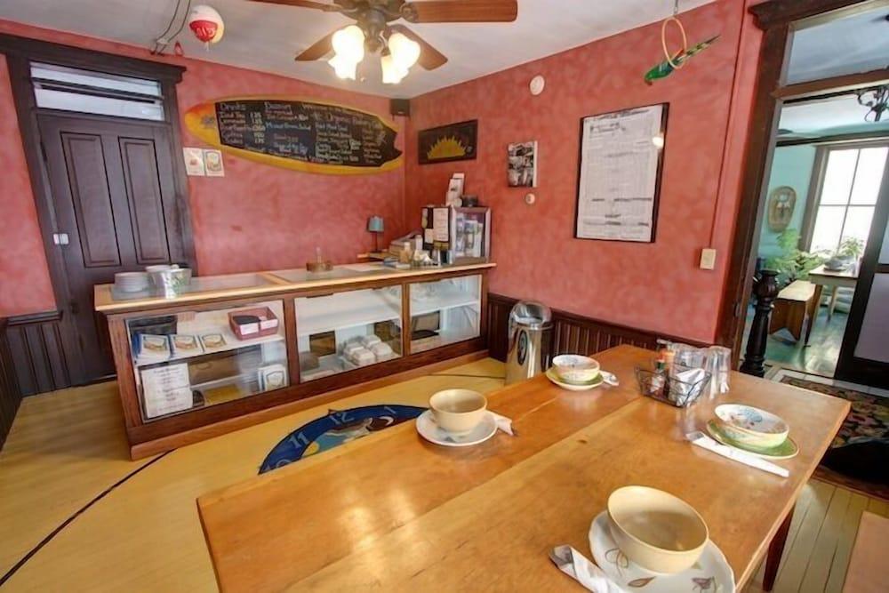 Riverside Hotel photo 27