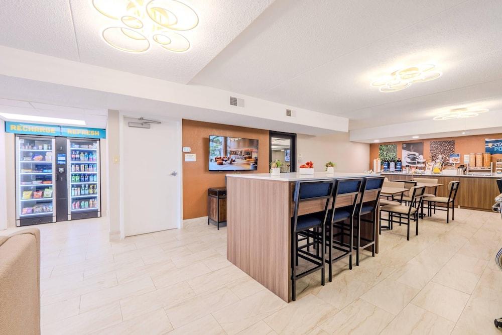 Clarion Pointe Winston – Salem Downtown photo 19