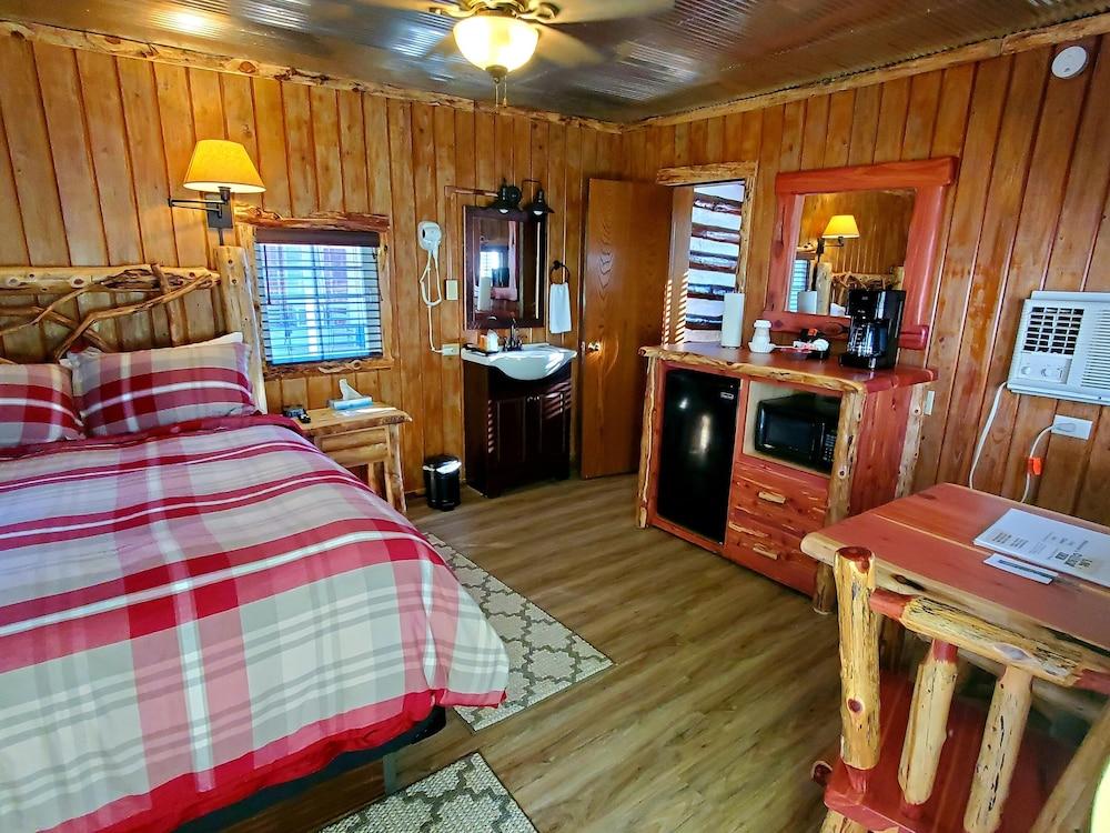 Log Cabin Inn photo 15