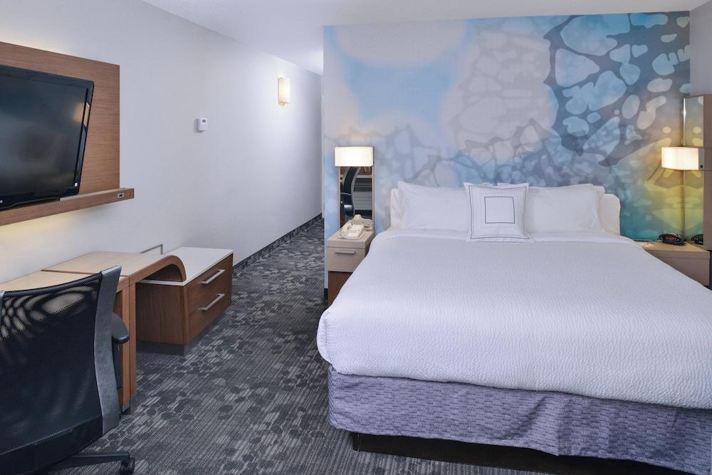 Courtyard Suwanee by Marriott photo 9