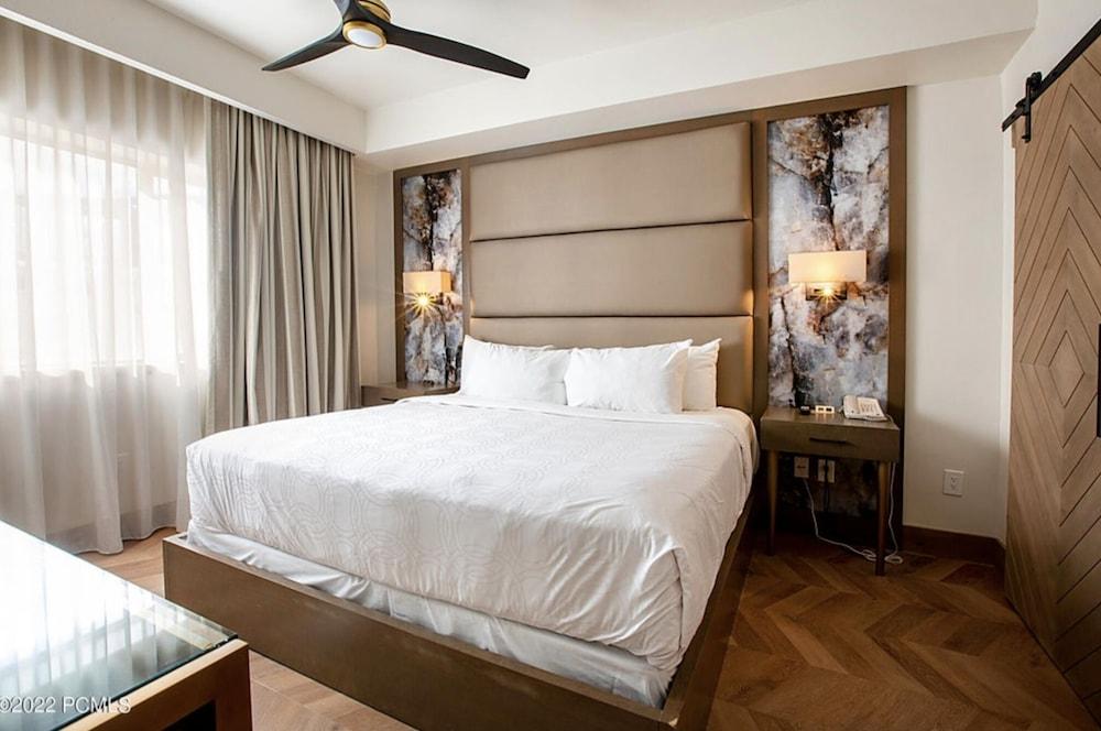 Westgate by Canyons Village Rentals photo 15