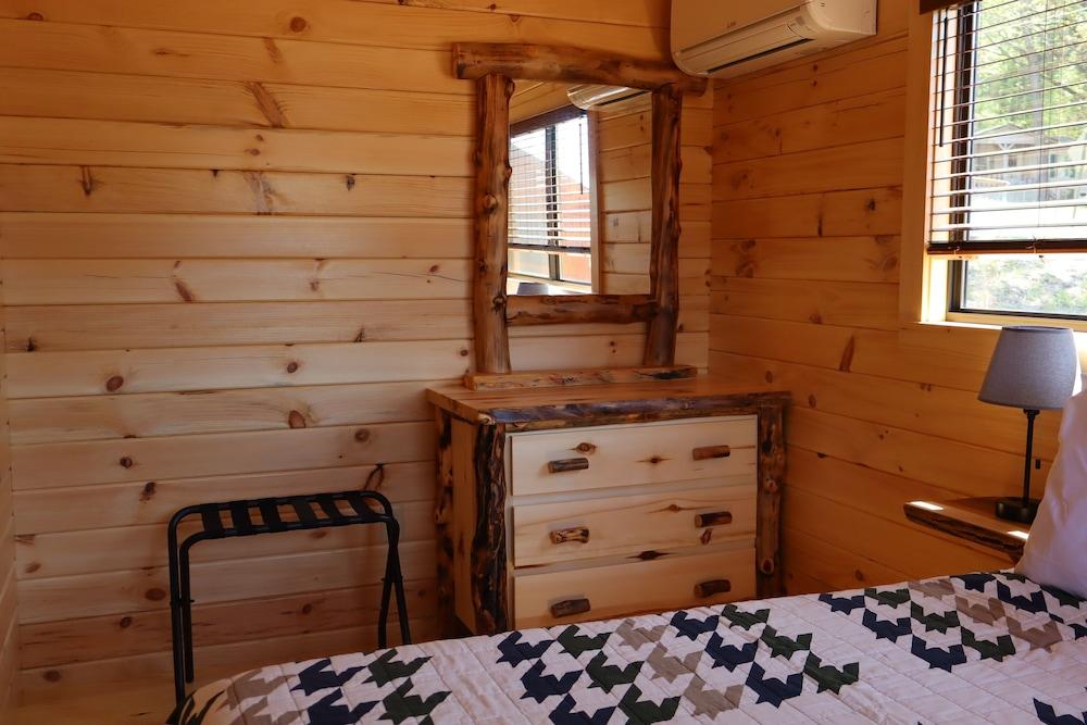Cowan Creek Lodges photo 5