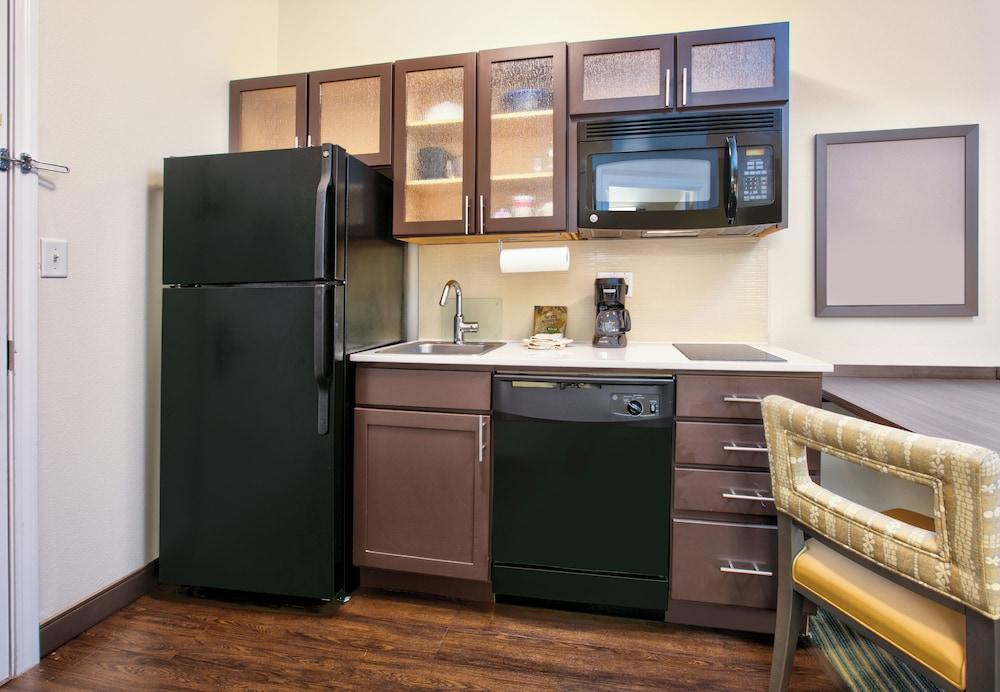 Candlewood Suites DFW South by IHG photo 19