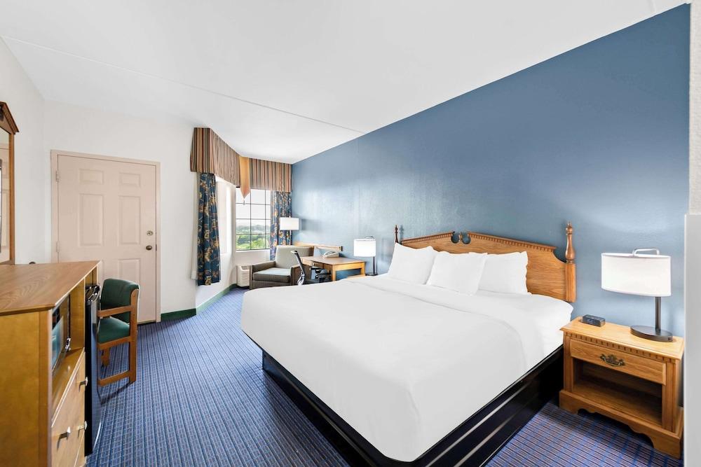 Clarion Inn Branson photo 8