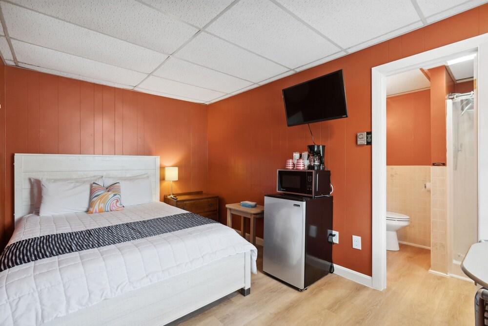The Beaches Guest Rooms and Cottages photo 27