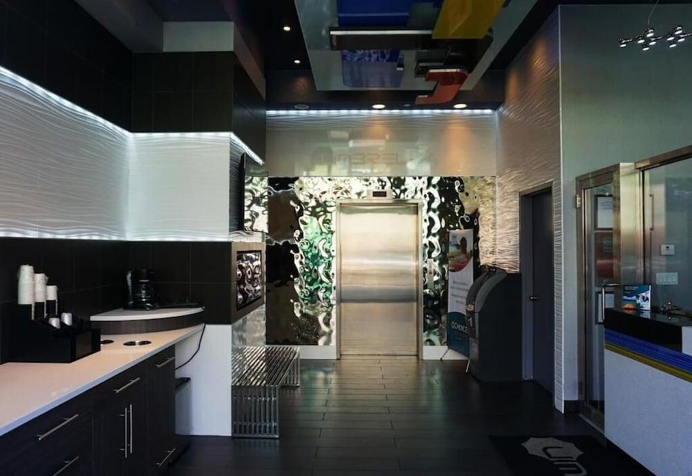 Umbrella Hotel photo 1