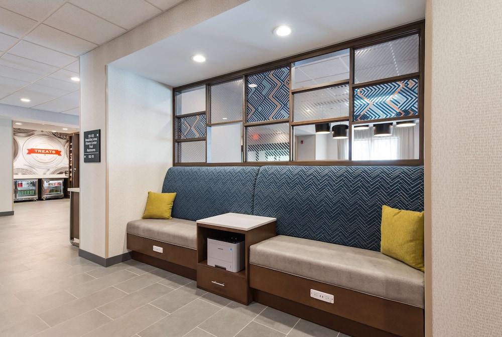 Hampton Inn Niles photo 3