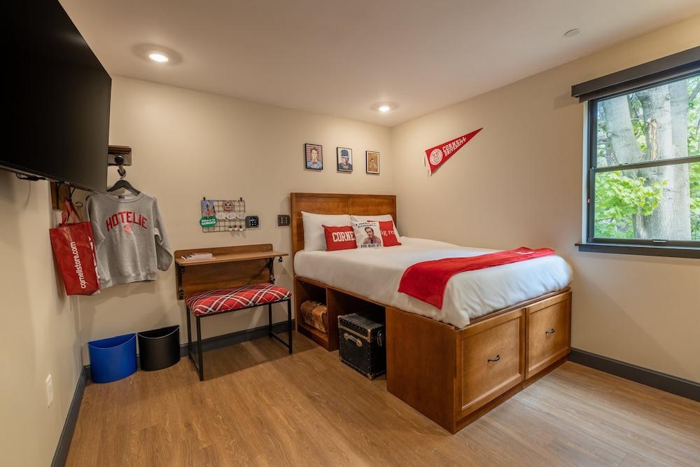 The Dorm Hotel photo 1