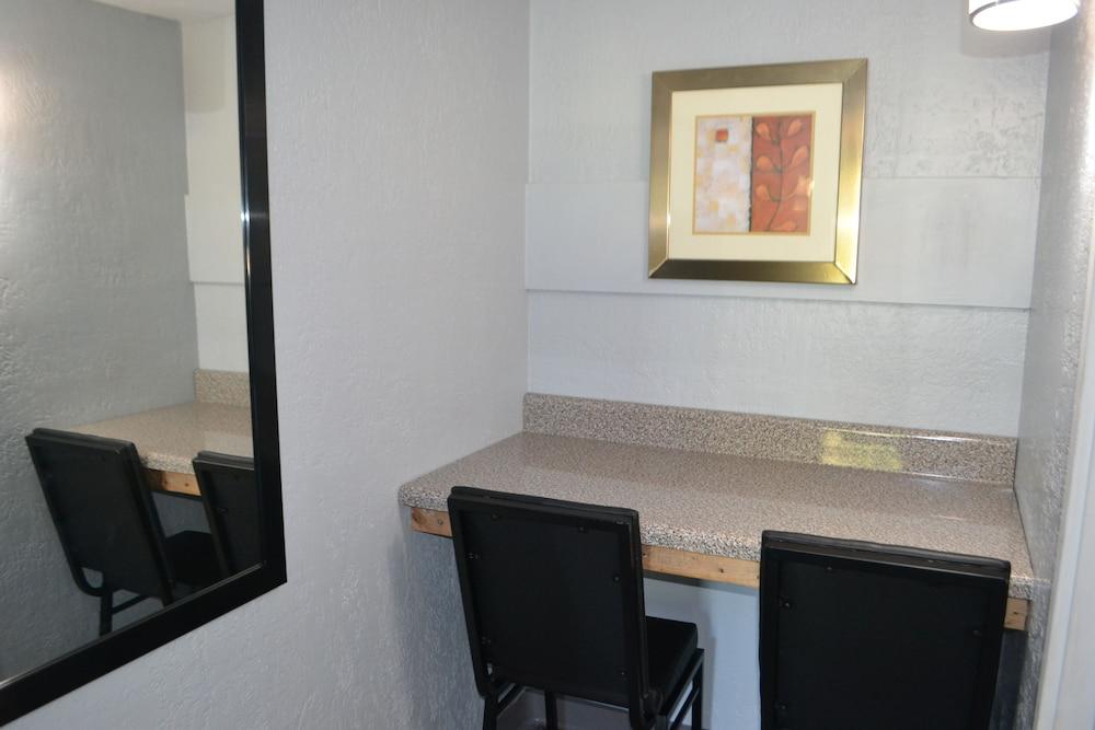 Noble Suites Jacksonville photo 3