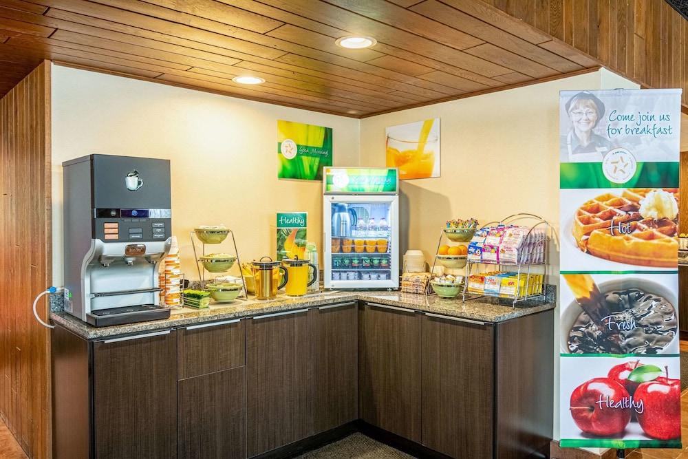Quality Inn & Suites Virginia MN photo 10