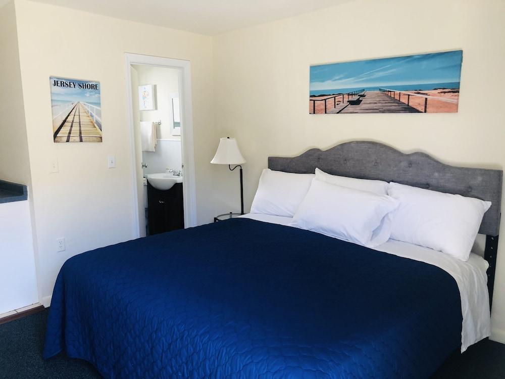 Thunderbird Motel photo 9