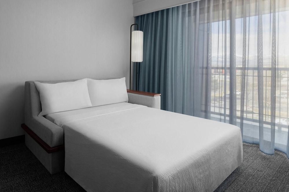Courtyard by Marriott Sandy photo 14