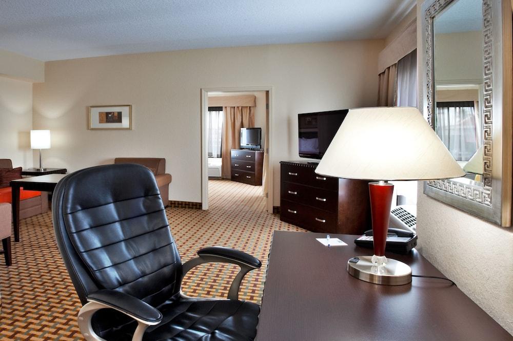 Holiday Inn Express Hotel & Suites Ocoee East by IHG photo 3