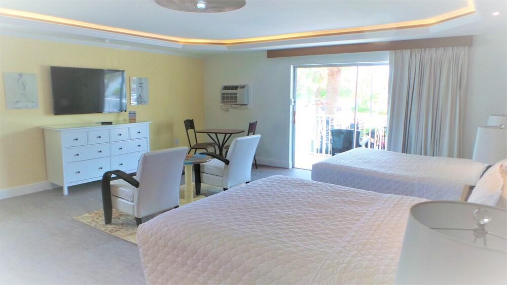Island House Hotel photo 33