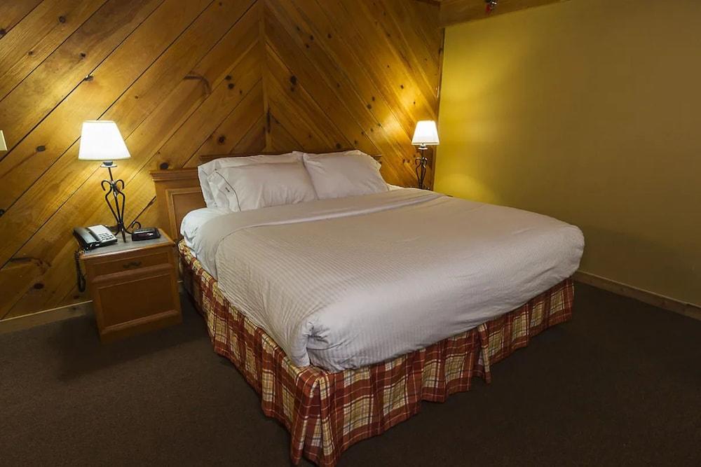 Timbers Lodge photo 4