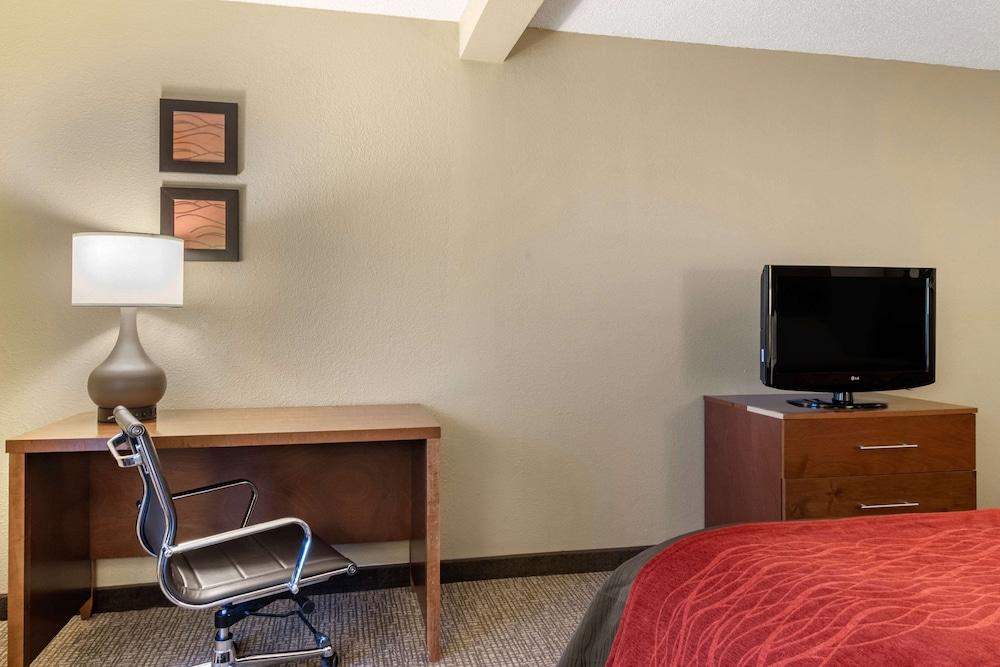 Comfort Inn & Suites Suwanee - Sugarloaf photo 10