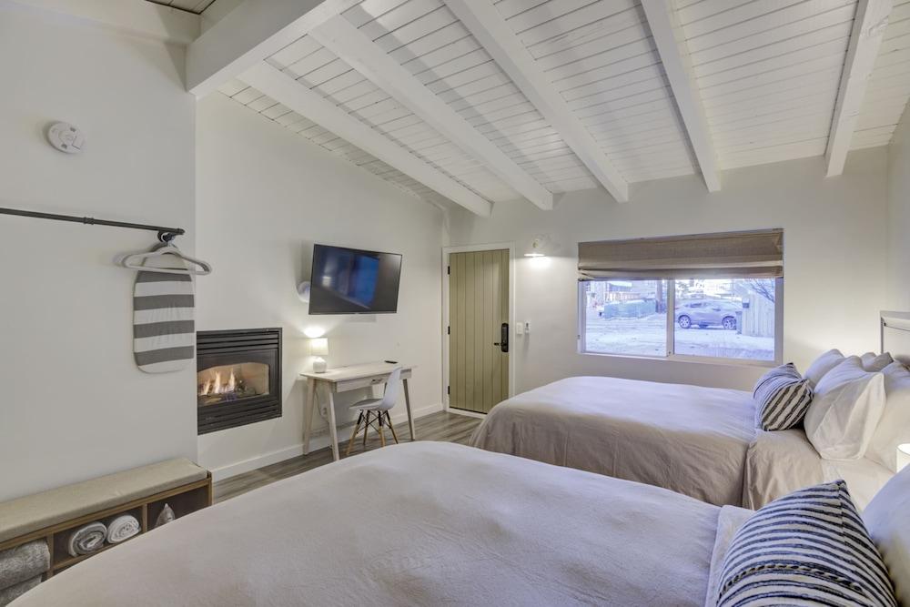 South Lake Chalet photo 90