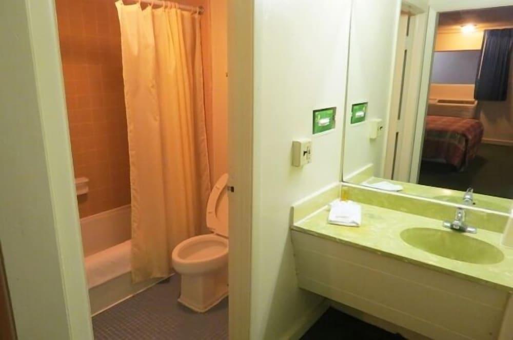 Affordable Hotel photo 9