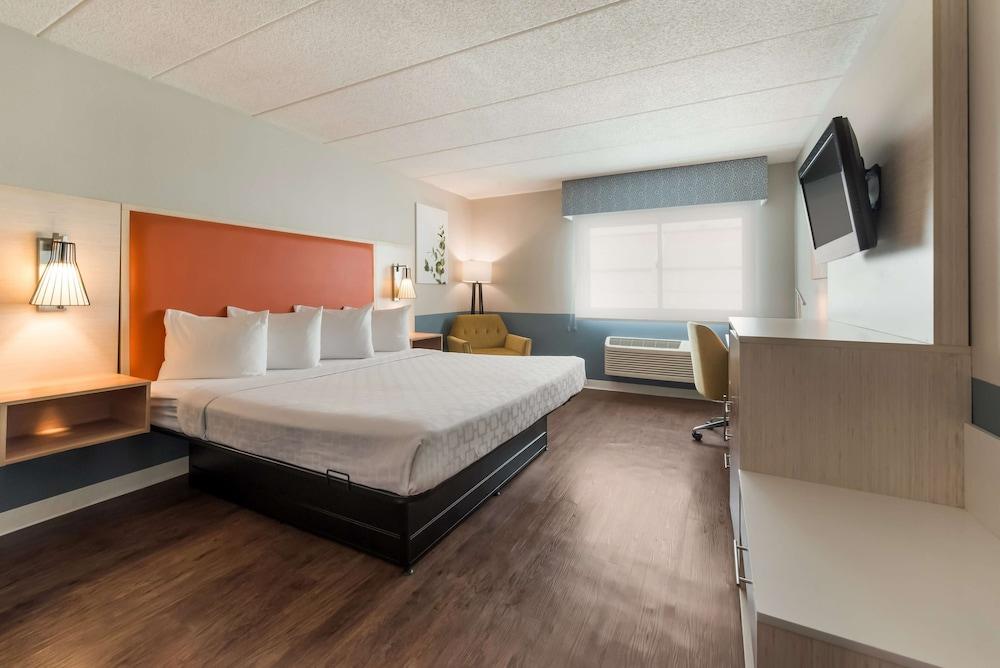 Baymont by Wyndham Westampton photo 8