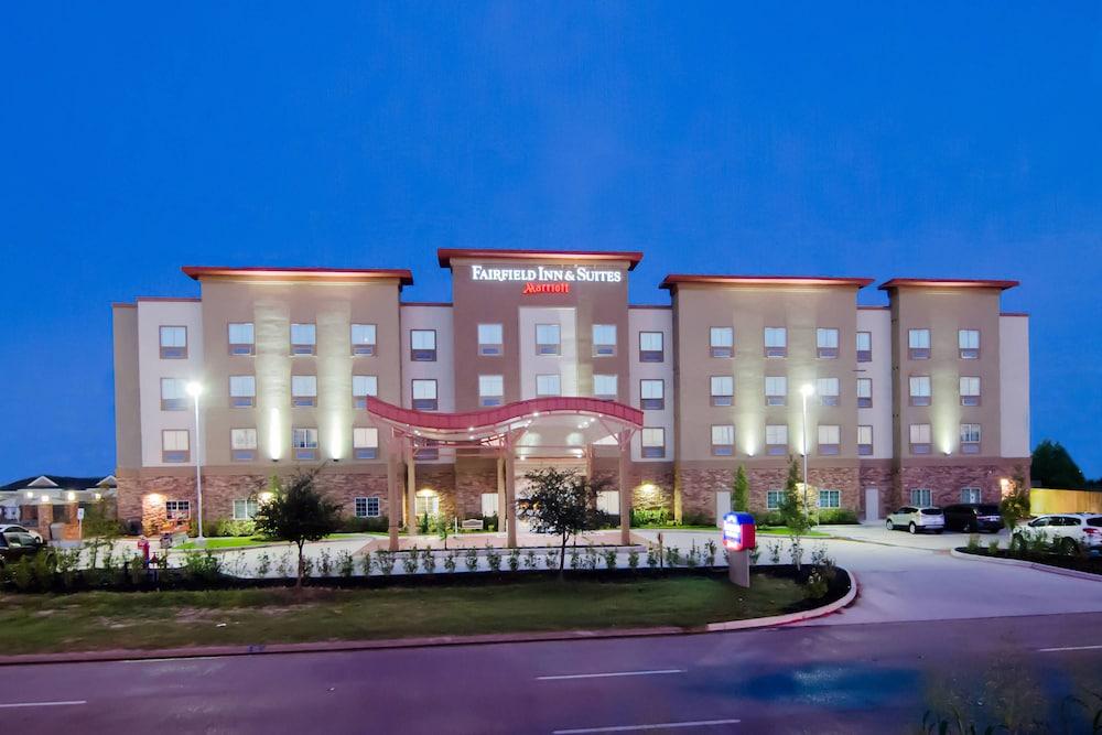 Fairfield Inn & Suites Houston-North Spring photo 1