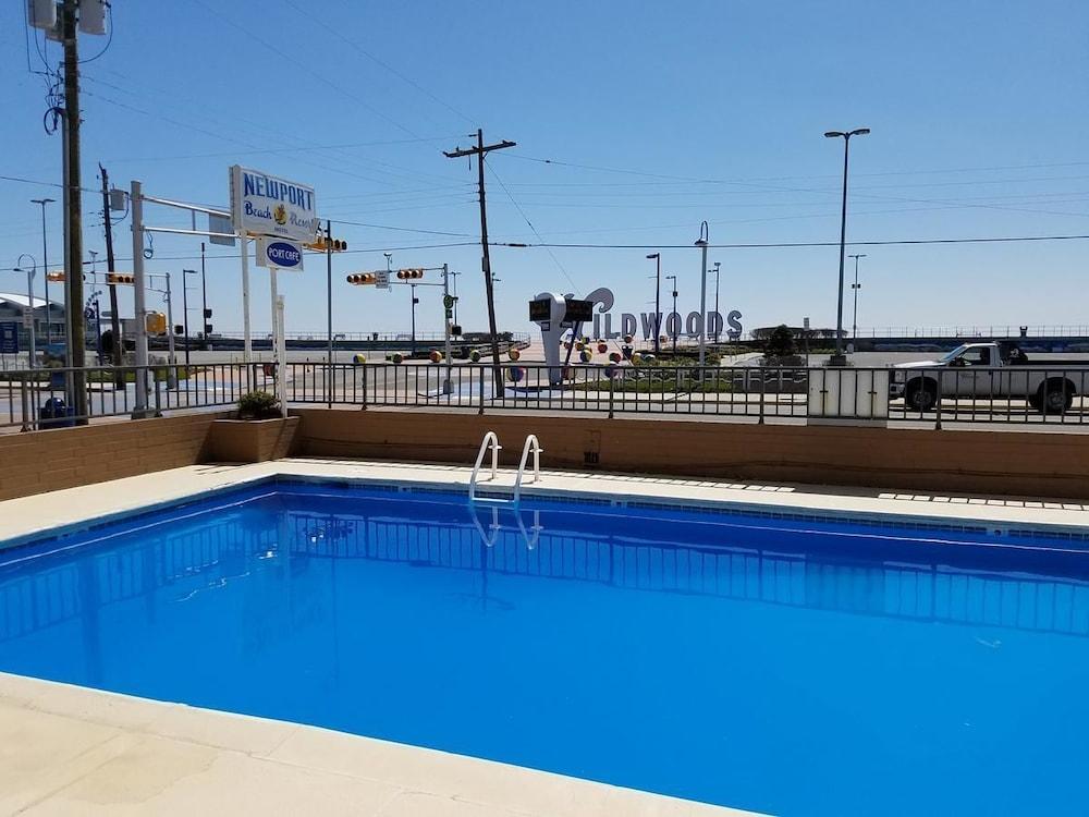 Newport Beach Resort photo 12