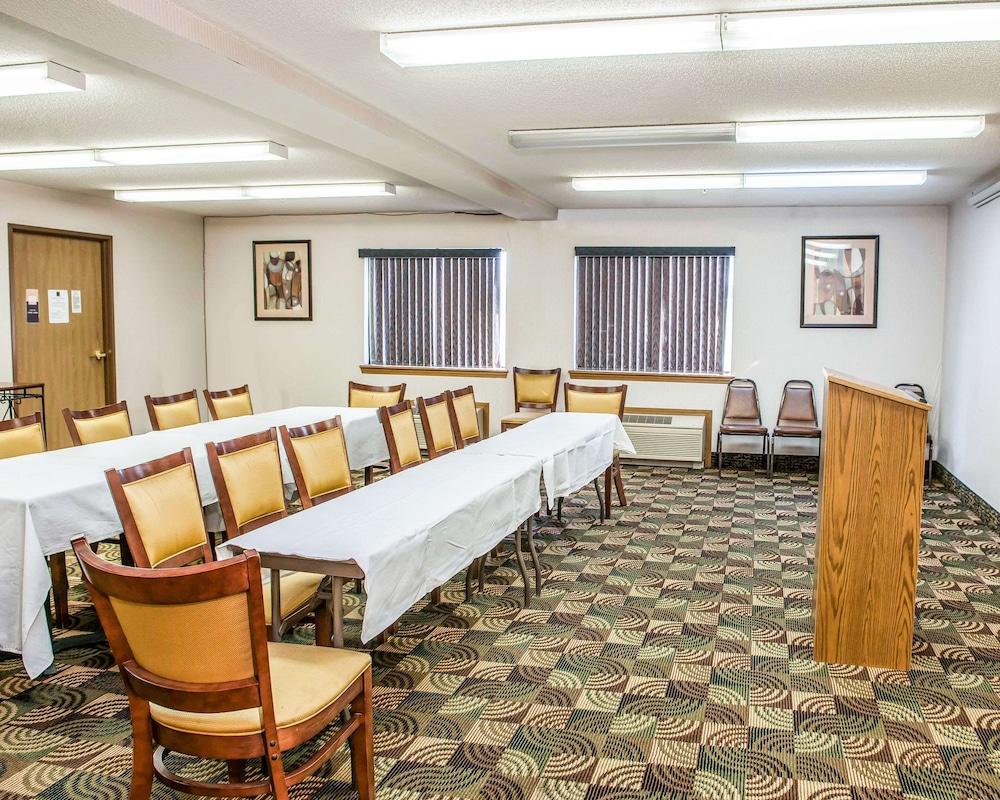 Quality Inn & Suites Lebanon I-65 photo 53