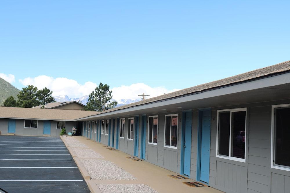 Columbine Inn photo 82
