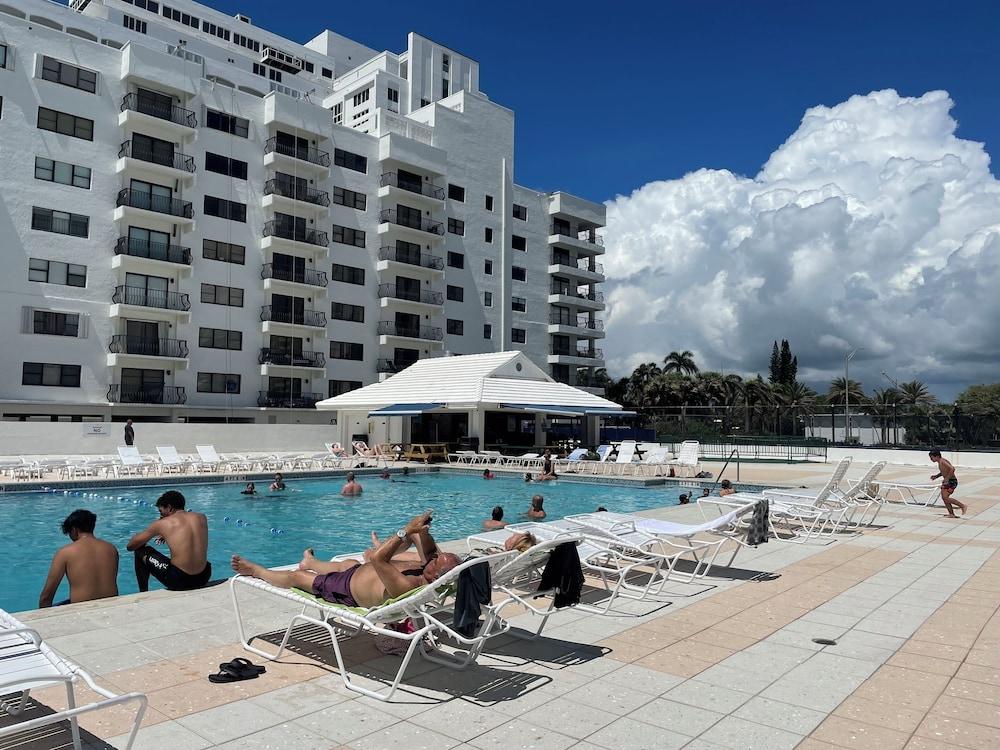Tropical Suites Inc. photo 9