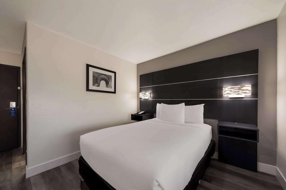 Best Western SeaWorld San Antonio photo 12