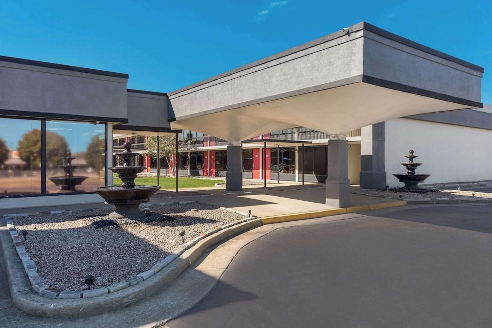 Econo Lodge Cave City photo 47