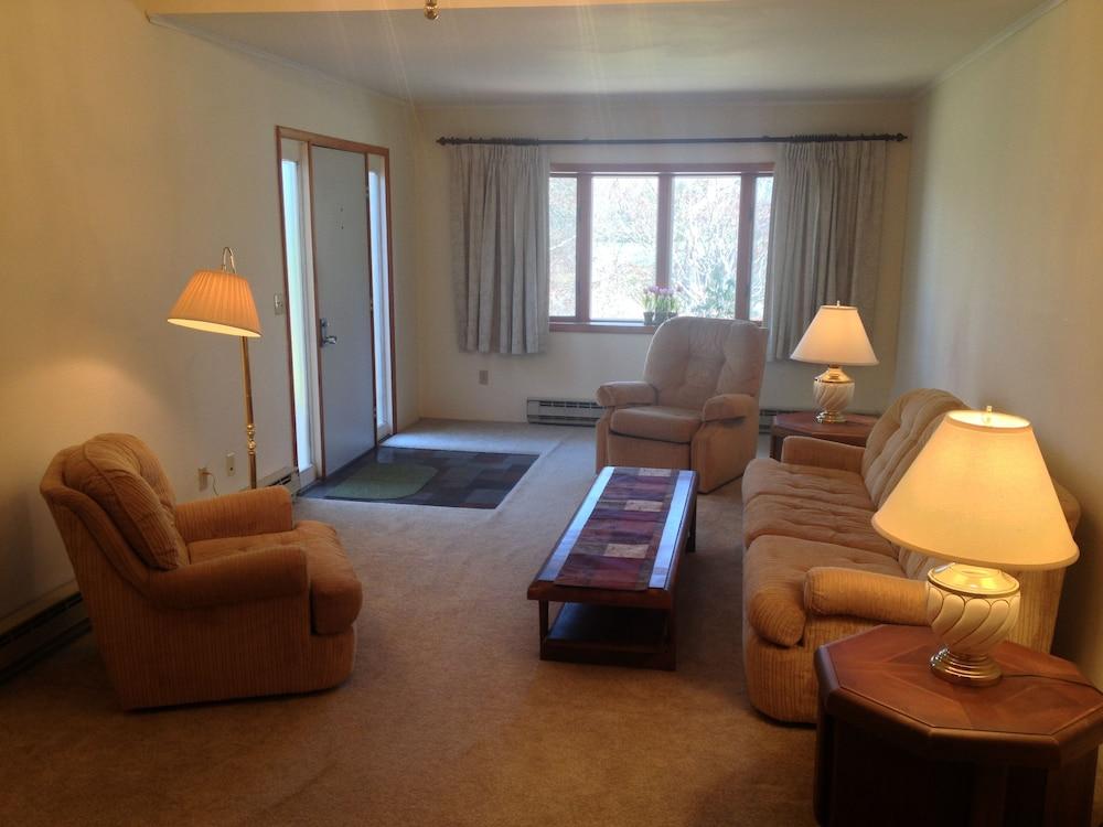 Lukans Farm Resort photo 28