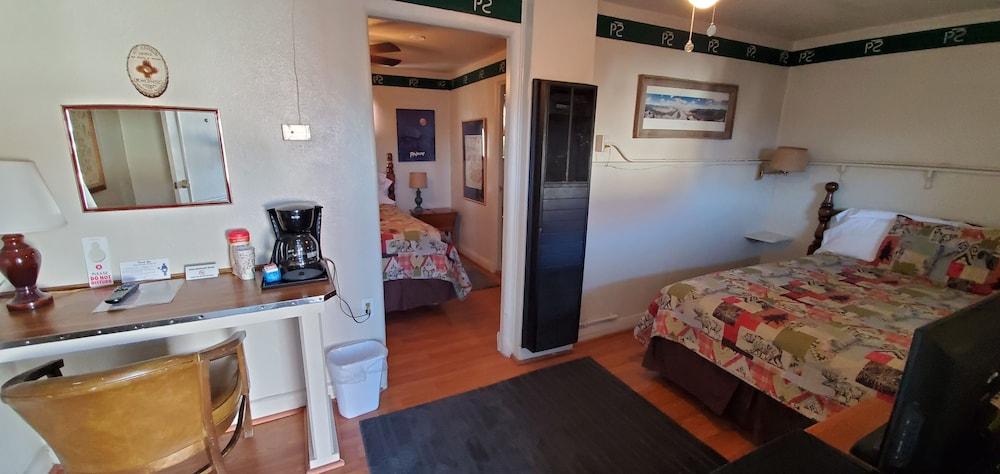 Hikers Cimarron Inn & RV Park LLC photo 14