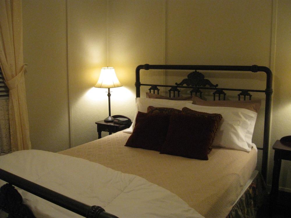 The Forest Queen Hotel photo 6