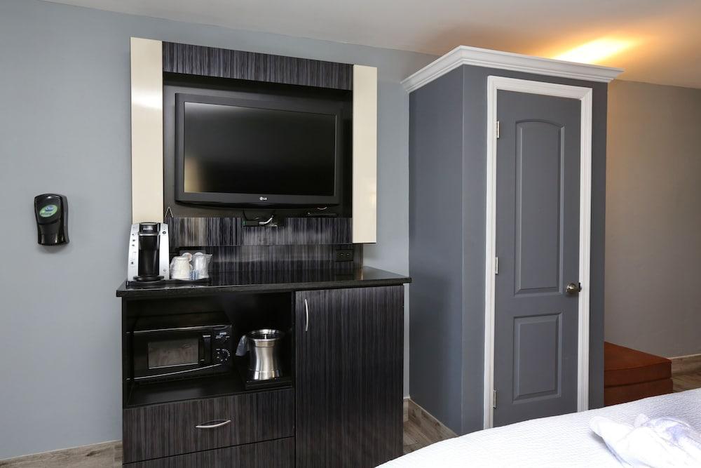 Marion Motor Lodge photo 24