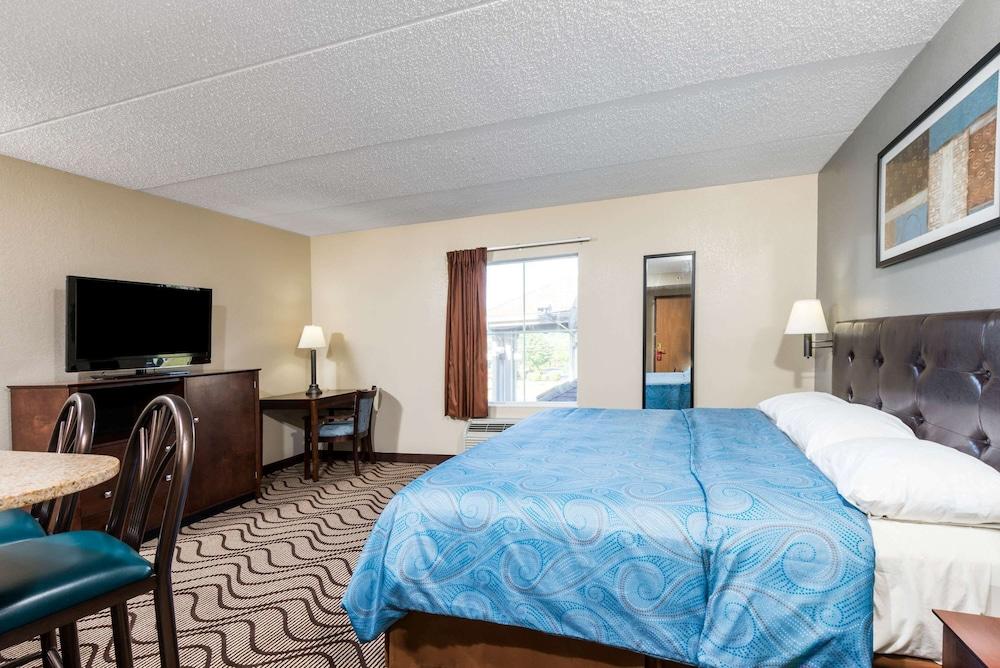 Super 8 by Wyndham Mars/Cranberry/Pittsburgh Area photo 5