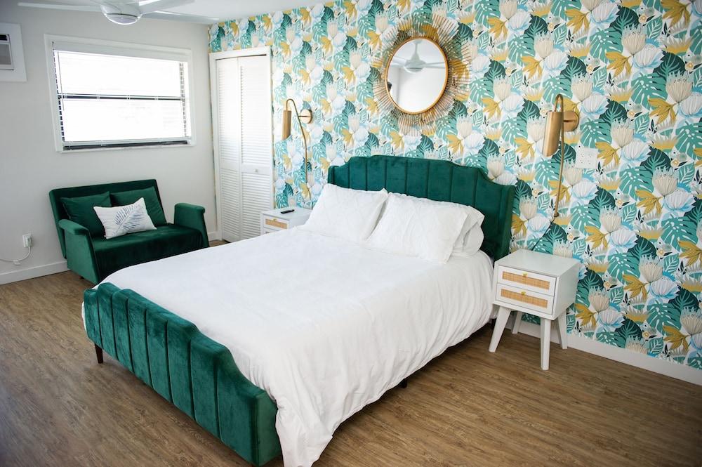 Sunburst Inn photo 68